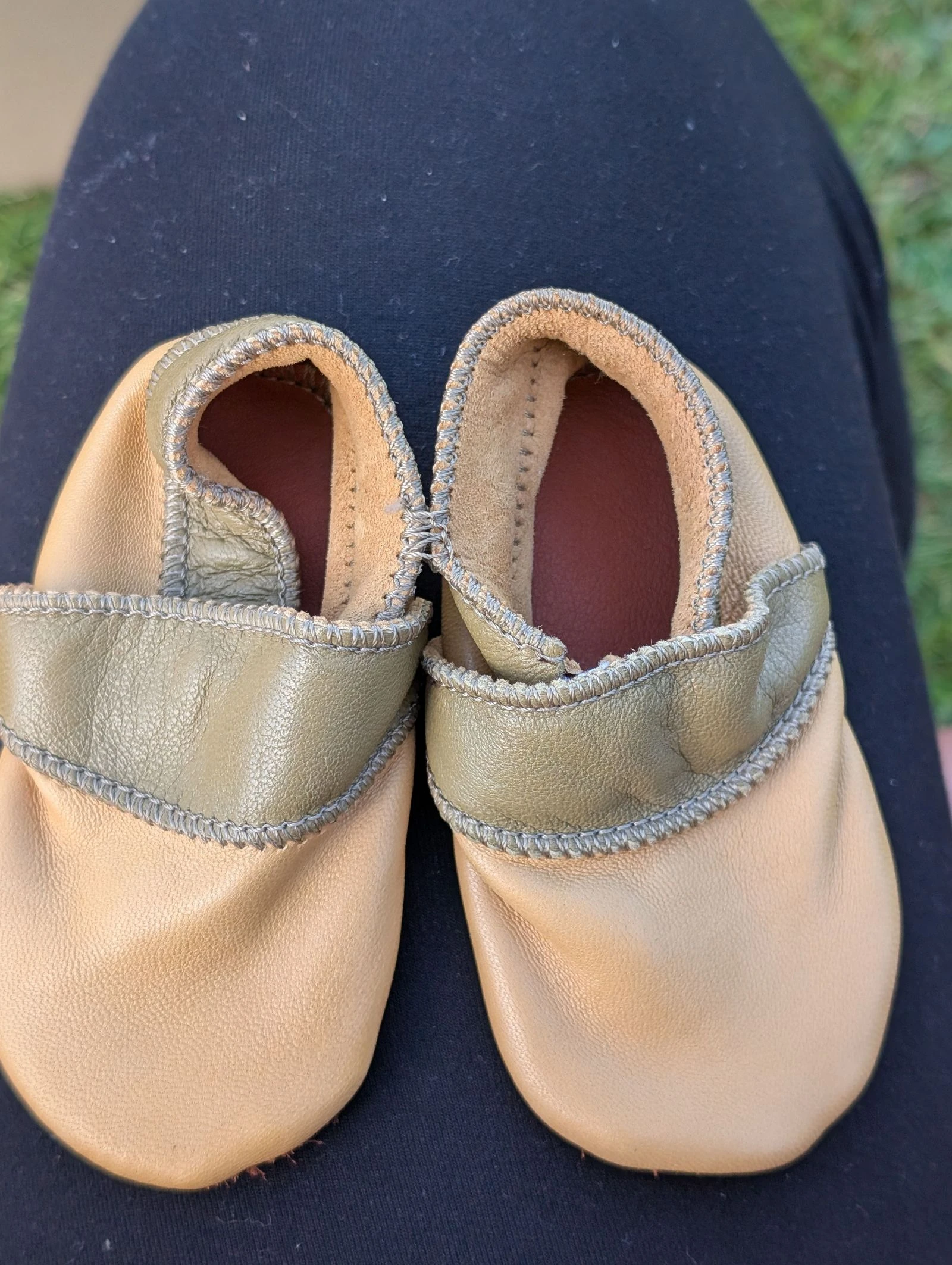Chaussons souples neufs 